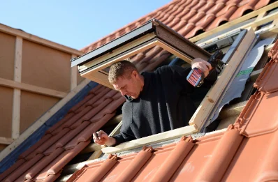 Pose de fenêtres de toit Velux à Sarron